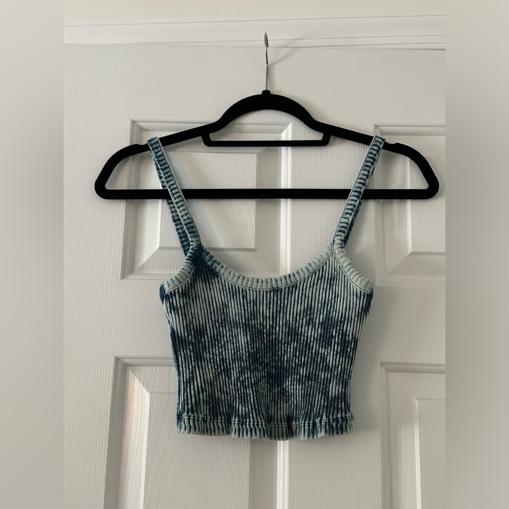Zara crop top - size small